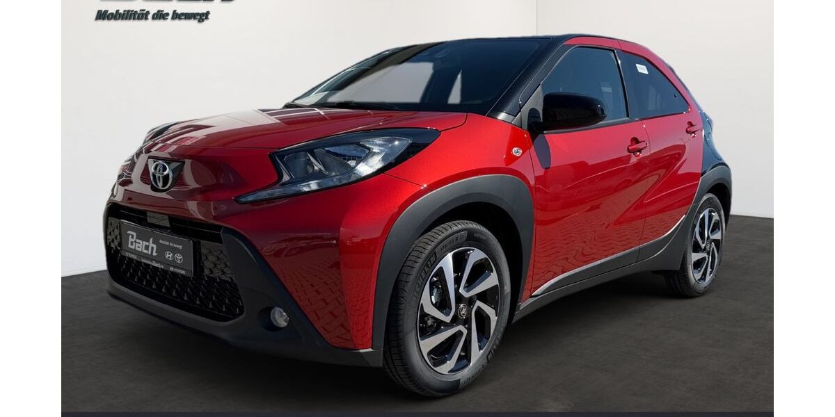 Toyota Aygo (X) 2.500 km 17.441 &euro; Villingen-Schwenningen 78048