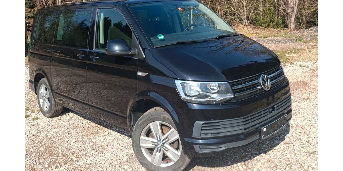 VW T6 Caravelle 216.000 km 17.900 &euro; Friedenweiler 79877