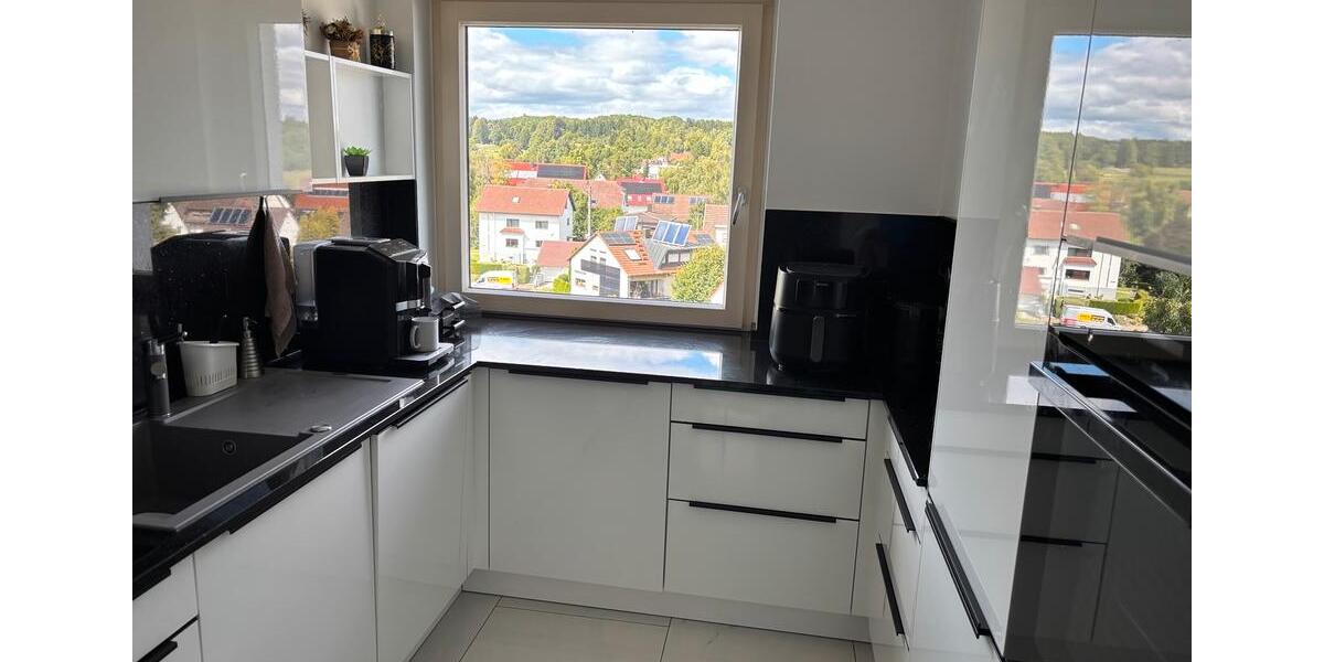 Etagenwohnung Villingen-Schwenningen Schwenningen - 4.5 Zimmer, 115 m&sup2;, 310.000&euro; | Angebot:25226097