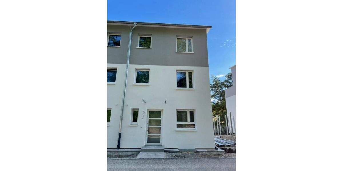 Reihenendhaus Sankt Georgen im Schwarzwald Stadtgebiet - 5 Zimmer, 459.500&euro; | Angebot:25732272
