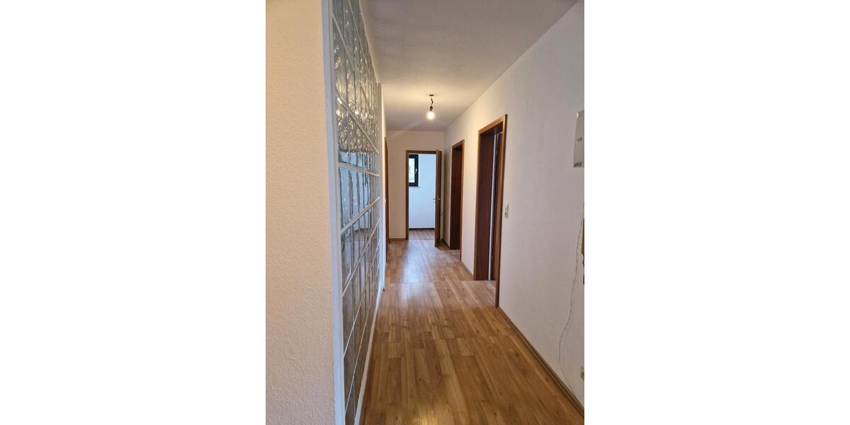 Erdgeschoßwohnung Schramberg Tennenbronn - 4.5 Zimmer, 112 m&sup2;, 850&euro; | Angebot:25713660