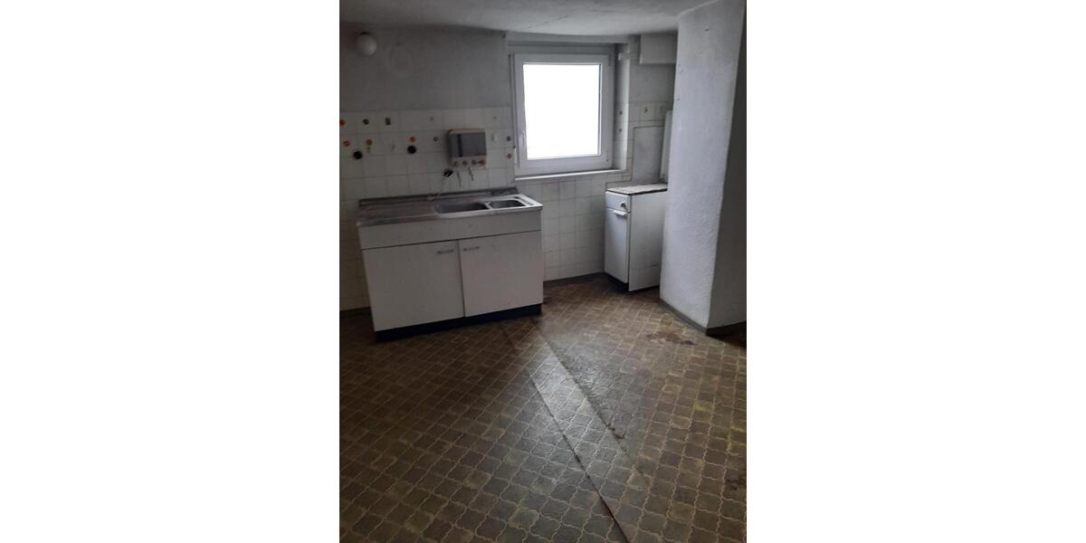 Einfamilienhaus Trossingen - 8 Zimmer, 146 m&sup2;, 295.000&euro; | Angebot:24865248