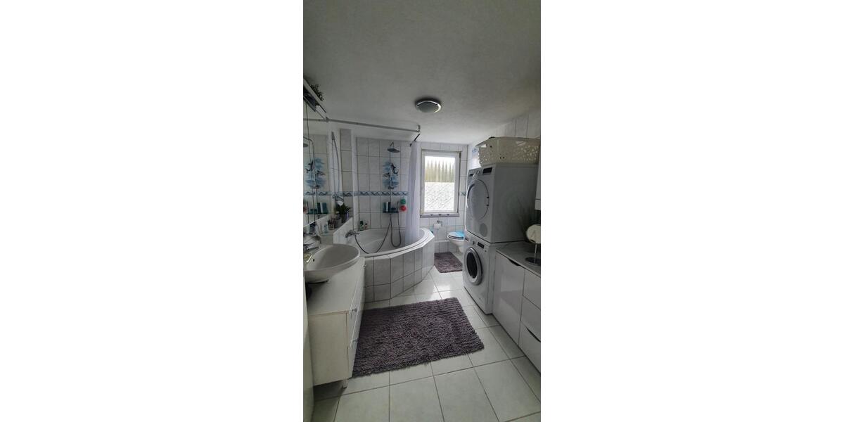 Mehrfamilienhaus, Wohnhaus Tuttlingen - 10 Zimmer, 240 m&sup2;, 618.000&euro; | Angebot:23863622