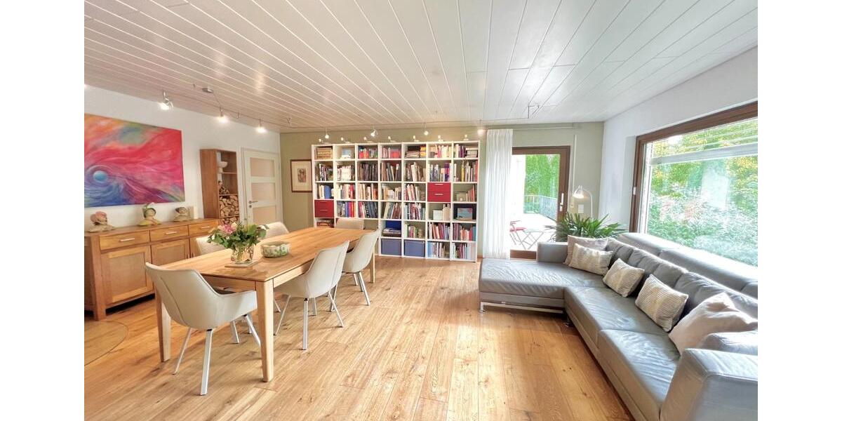 Einfamilienhaus Trossingen - 11.5 Zimmer, 329 m&sup2;, 798.000&euro; | Angebot:25790227