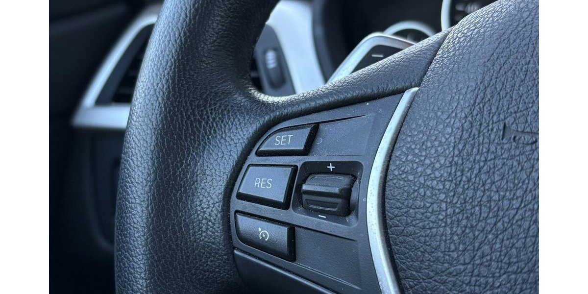 BMW 435I Coupe xDrive MEMORY/SITZHEIZUNG/LED/1.HAND 125.089 km 22.900 &euro; Villingen-Schwenningen 78054