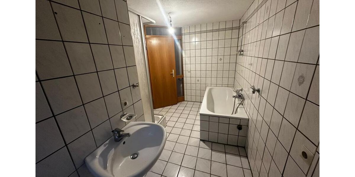 Maisonettenwohnung Oberndorf am Neckar - 4 Zimmer, 120 m&sup2;, 1.200&euro; | Angebot:25451994