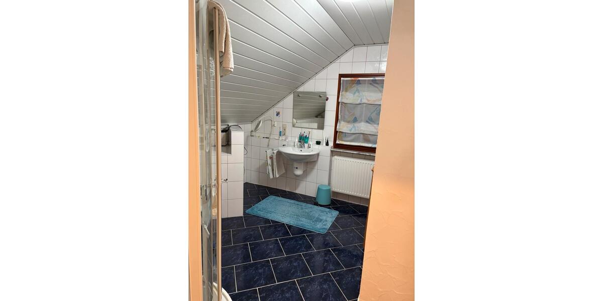 Einfamilienhaus Trossingen - 7 Zimmer, 209 m&sup2;, 699.000&euro; | Angebot:26811603