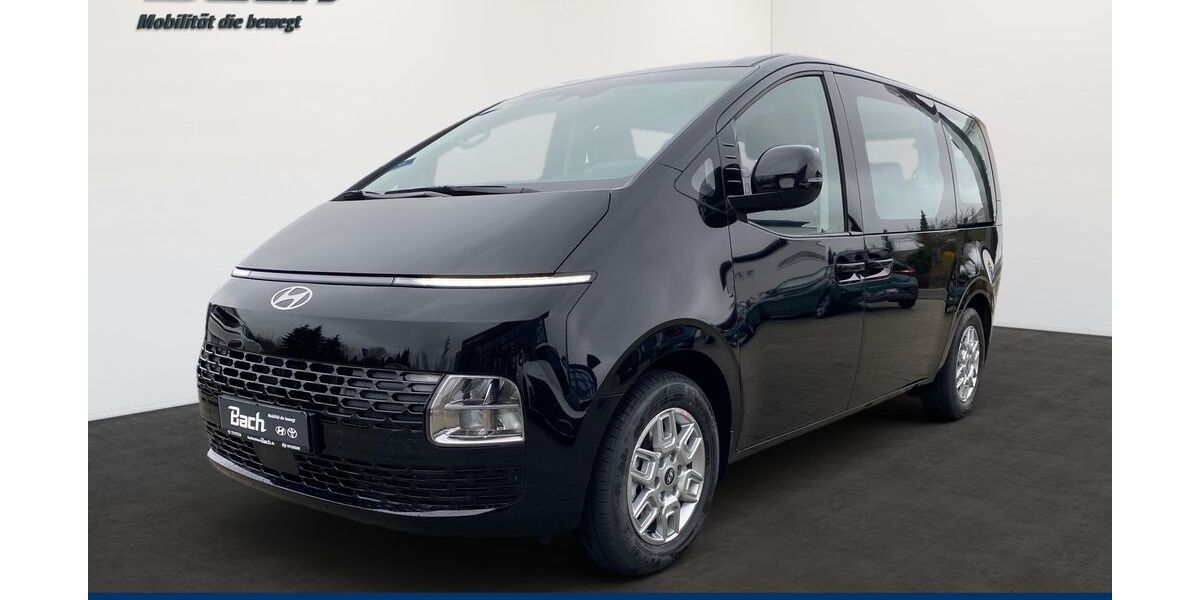 Hyundai STARIA 3.500 km 42.480 &euro; Villingen-Schwenningen 78048