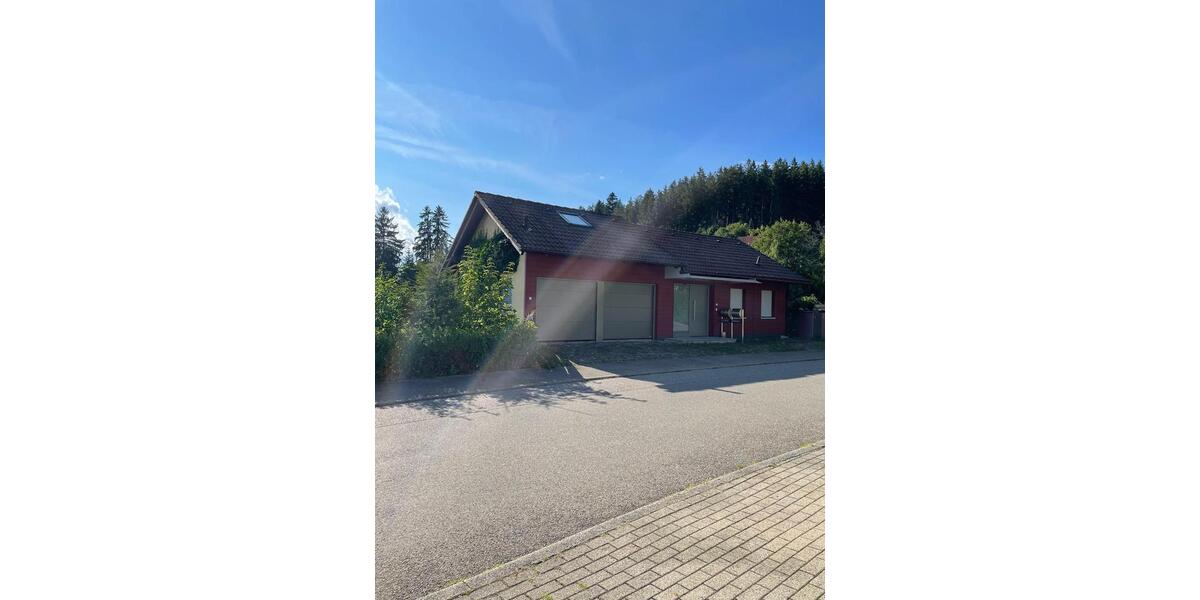 Etagenwohnung Unterkirnach - 3 Zimmer, 98 m&sup2;, 240.000&euro; | Angebot:25164480