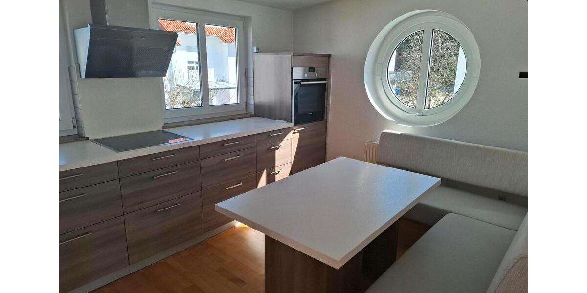 Maisonettenwohnung Tuttlingen - 4 Zimmer, 136 m&sup2;, 1.450&euro; | Angebot:23617079