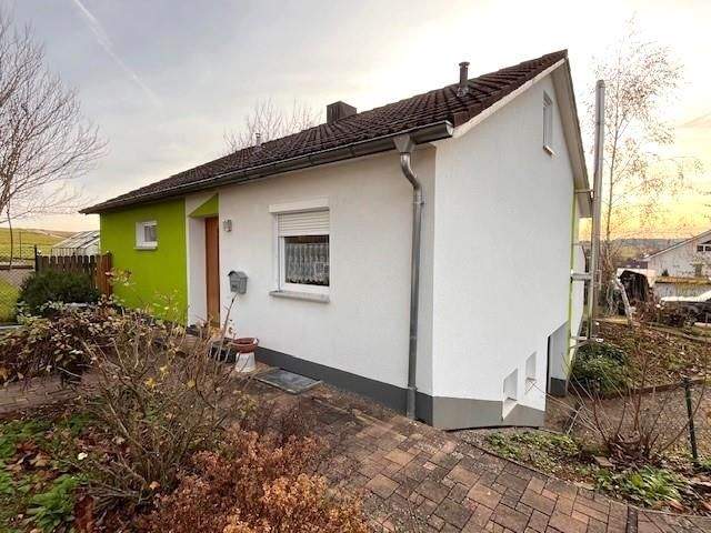 Einfamilienhaus Niedereschach Fischbach - 4 Zimmer, 100 m&sup2;, 282.000&euro; | Angebot:25666359