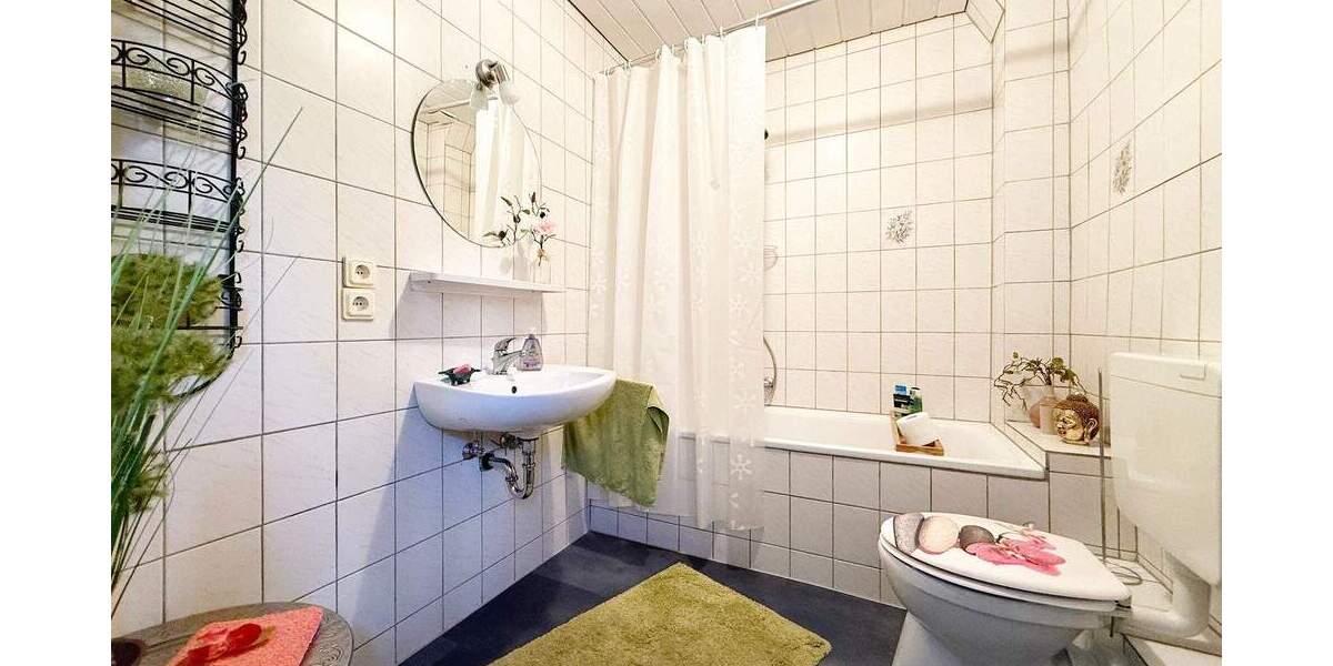 Einfamilienhaus Immendingen Hattingen - 7 Zimmer, 181 m&sup2;, 259.000&euro; | Angebot:25726332
