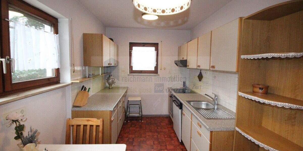 Bungalow Villingen-Schwenningen Villingen - 6 Zimmer, 143 m&sup2;, 439.000&euro; | Angebot:25692108