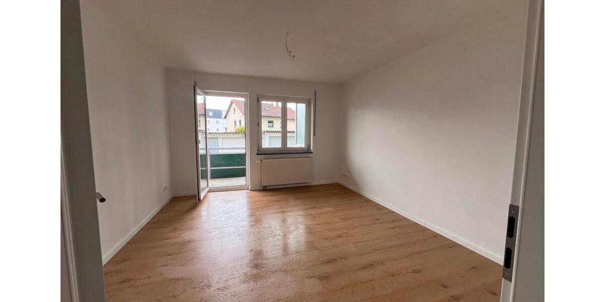 Hochparterre Villingen-Schwenningen Kopsbühl - 3 Zimmer, 84 m&sup2;, 925&euro; | Angebot:26619543