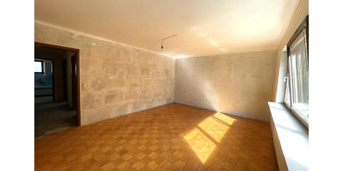 Erdgeschoßwohnung Oberndorf am Neckar - 3 Zimmer, 79 m&sup2;, 160.000&euro; | Angebot:25509861