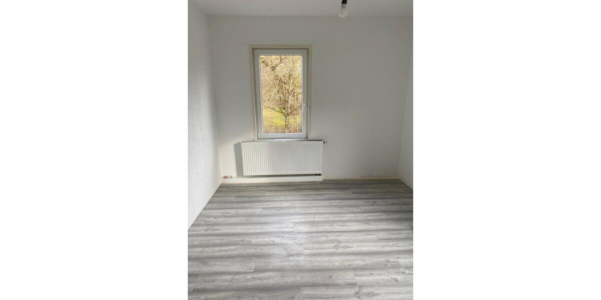 Etagenwohnung Tuttlingen - 5 Zimmer, 101 m&sup2;, 890&euro; | Angebot:25852558