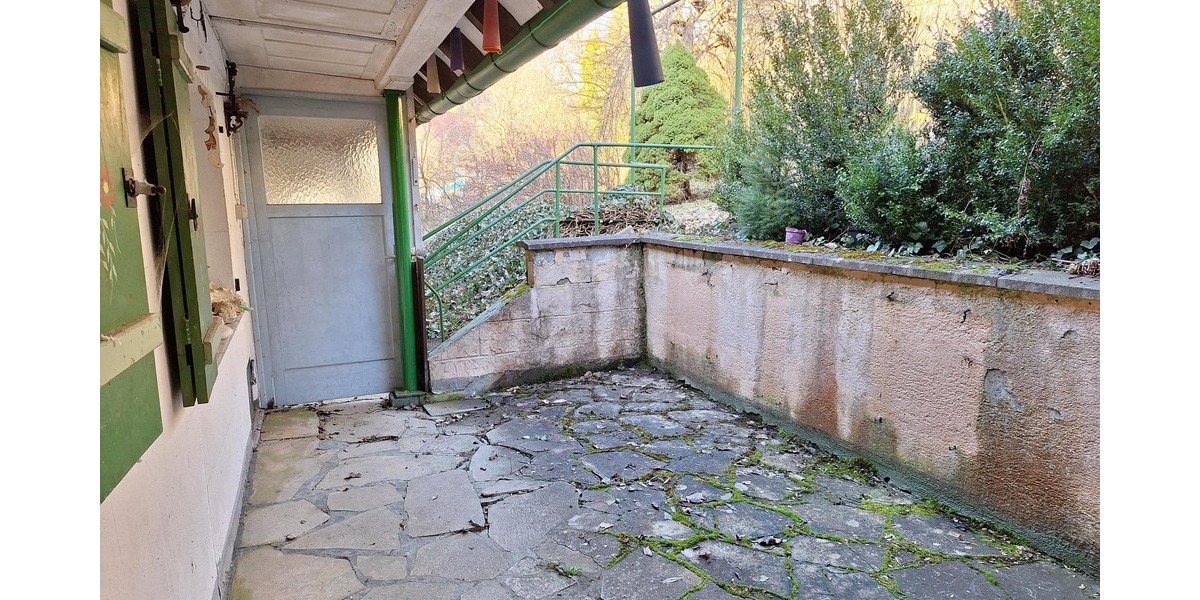 Bauernhaus, Landhaus Reichenbach - 9 Zimmer, 195 m&sup2;, 99.000&euro; | Angebot:25670856