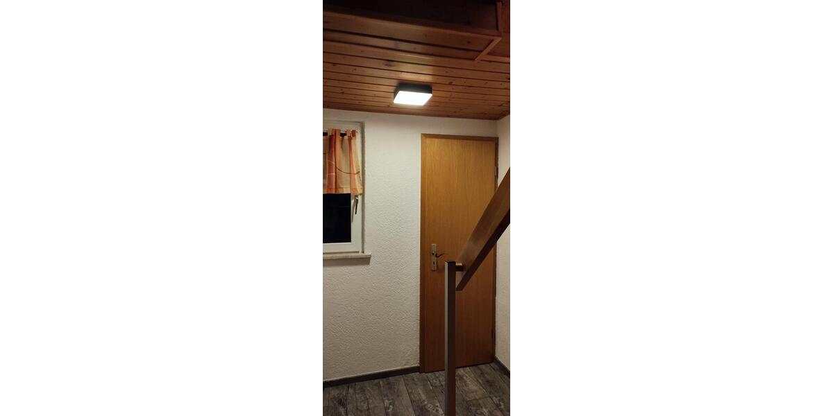 Dachgeschoßwohnung Villingen-Schwenningen Schwenningen - 2 Zimmer, 45 m&sup2;, 600&euro; | Angebot:25632672