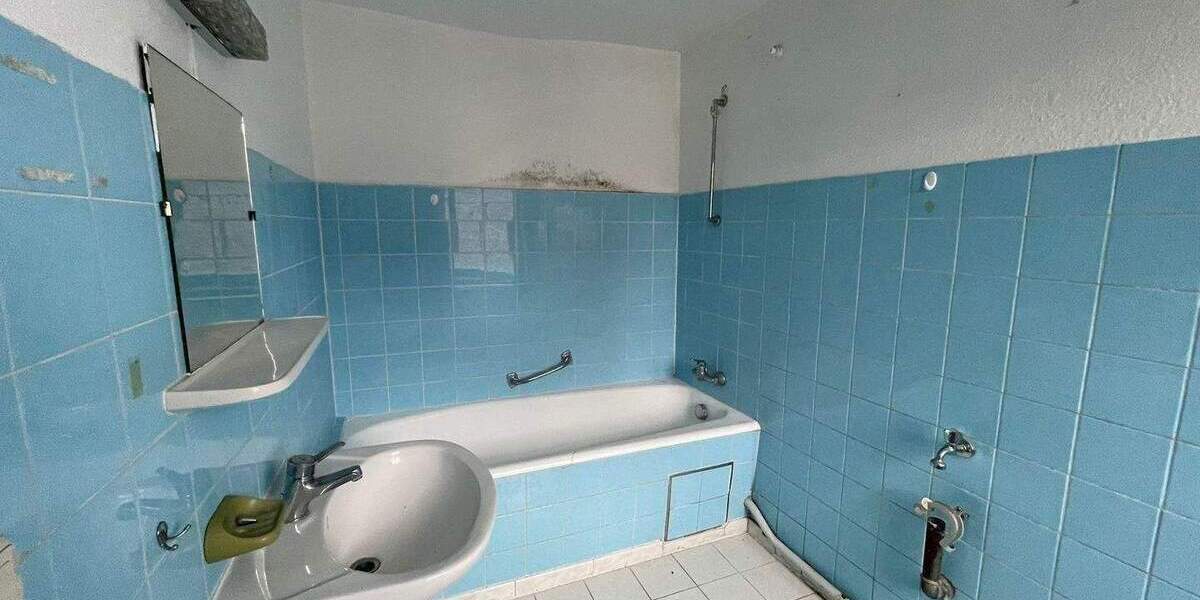 Mehrfamilienhaus, Wohnhaus Böttingen - 7 Zimmer, 317 m&sup2;, 280.000&euro; | Angebot:26015649