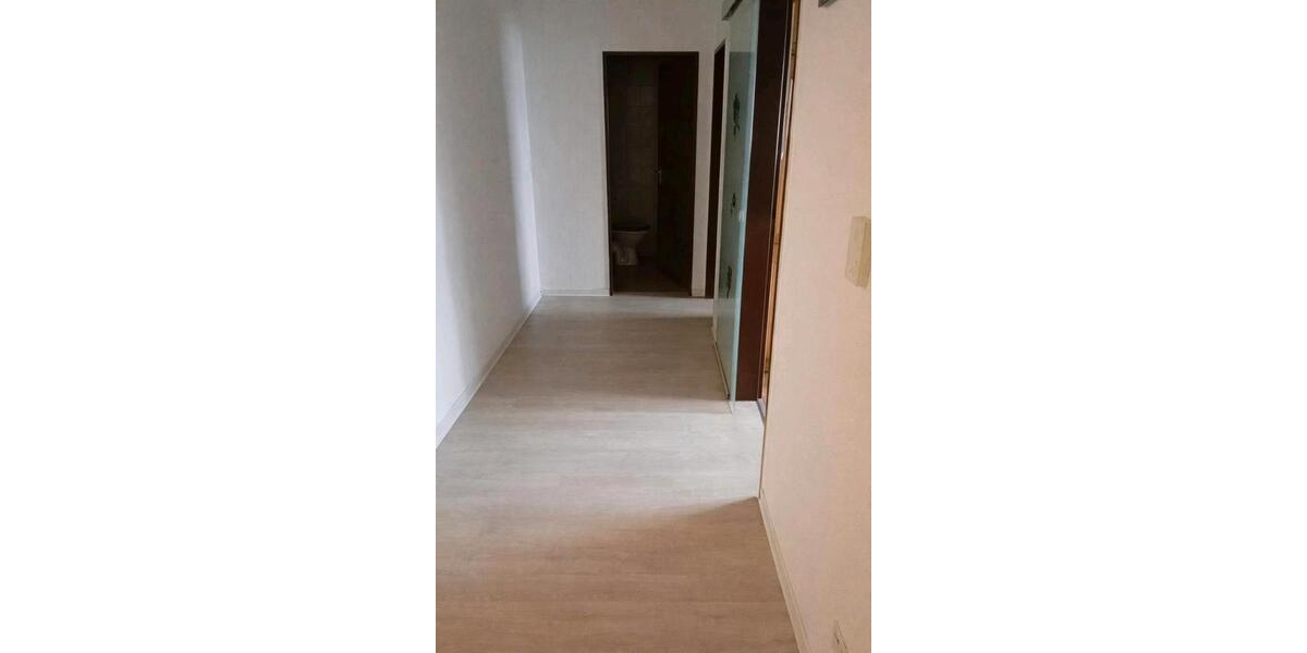Etagenwohnung Hausen ob Verena - 3.5 Zimmer, 77 m&sup2;, 1.075&euro; | Angebot:26183223