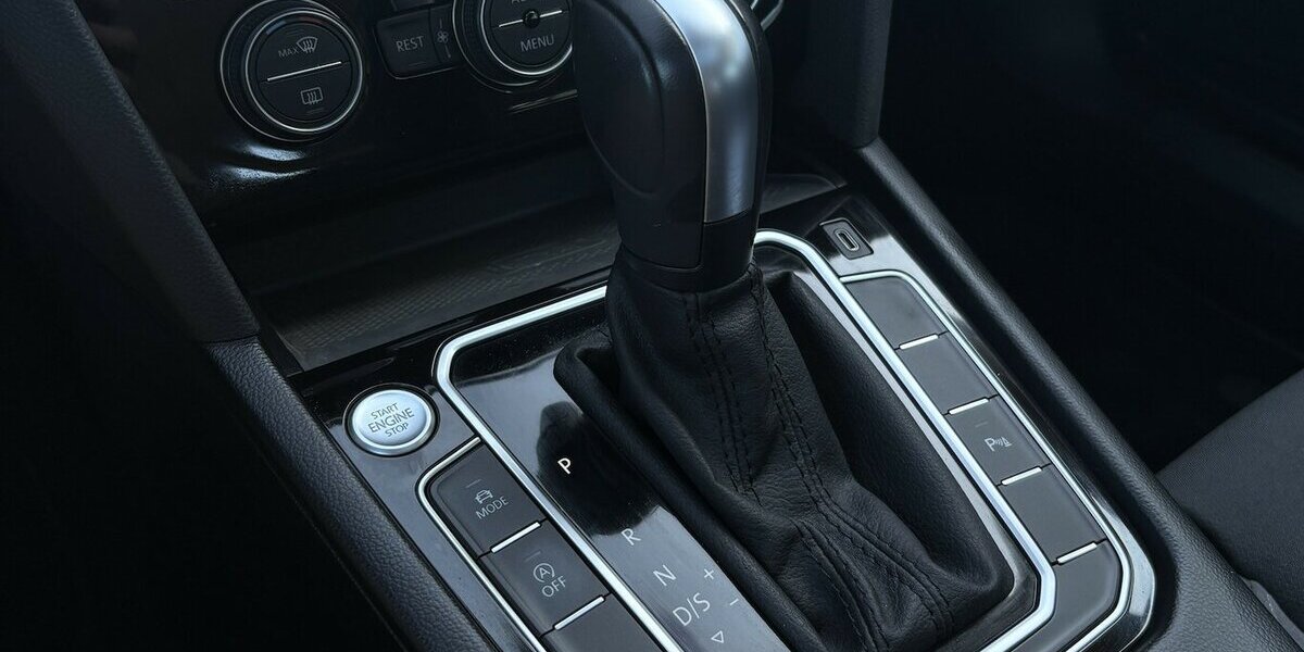 VW Passat Alltrack 2.0 TDI MASSAGE/PANO/NAVI/1.HAND 88.854 km 26.800 &euro; Villingen-Schwenningen 78054