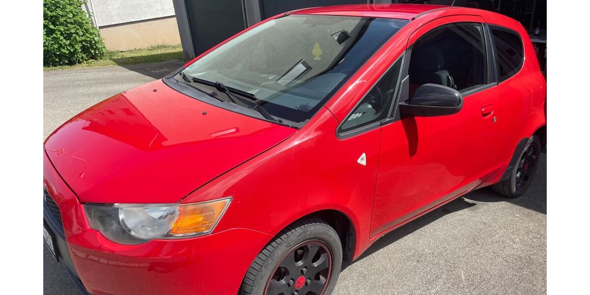 Mitsubishi Colt 197.500 km 1.500 &euro; Bräunlingen 78199
