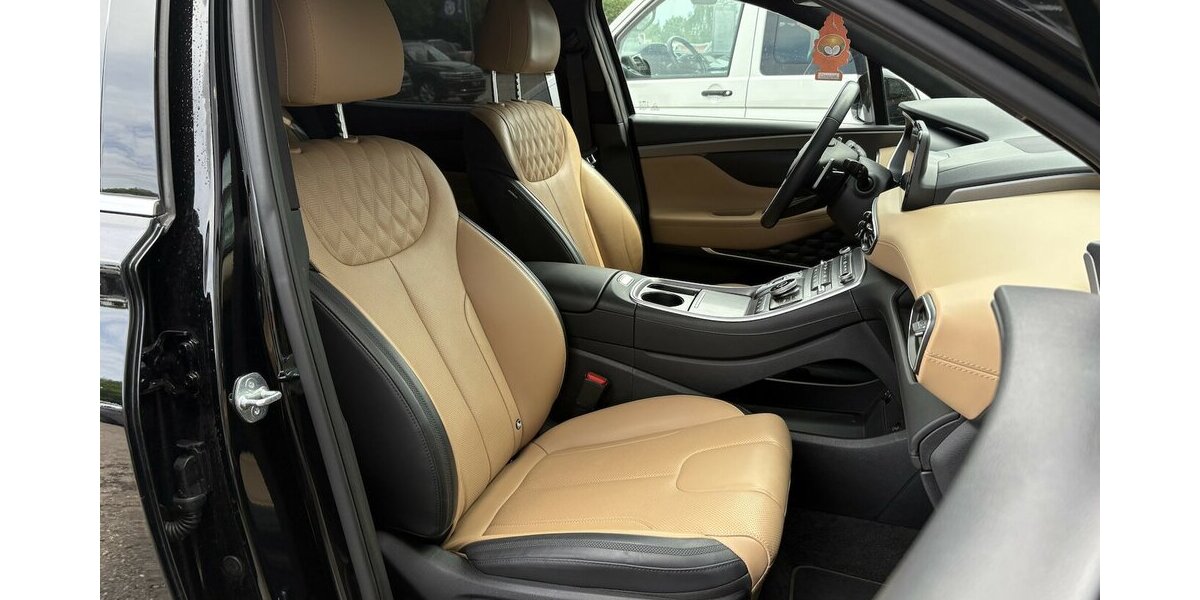 Hyundai Santa Fe Signature Hybrid 4WD 360°/PANO/MEMORY 34.410 km 37.900 &euro; Villingen-Schwenningen 78054
