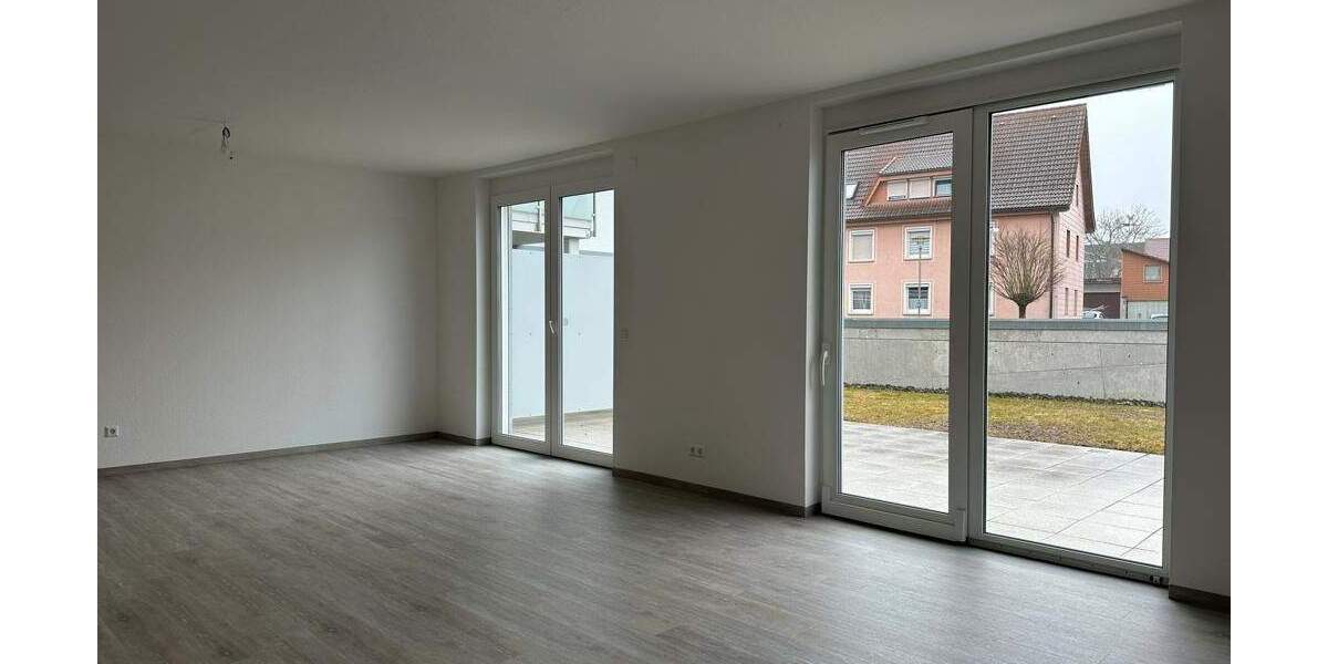 Etagenwohnung Blumberg - 3 Zimmer, 122 m&sup2;, 384.300&euro; | Angebot:25797396