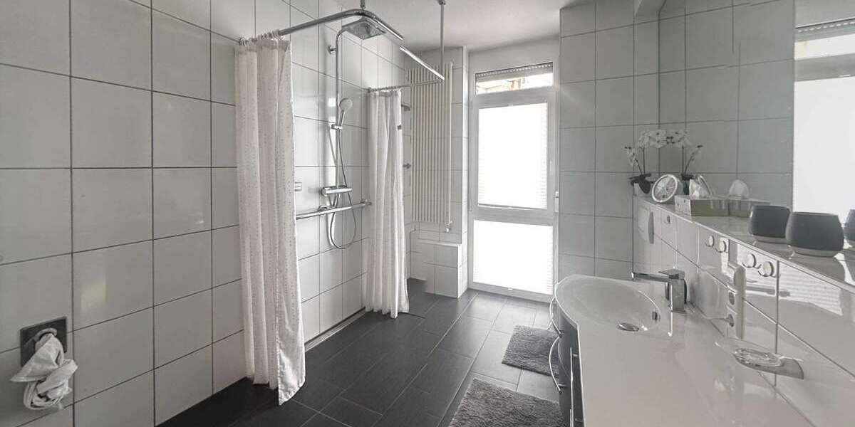 Etagenwohnung Donaueschingen - 3 Zimmer, 88 m&sup2;, 298.000&euro; | Angebot:23740806