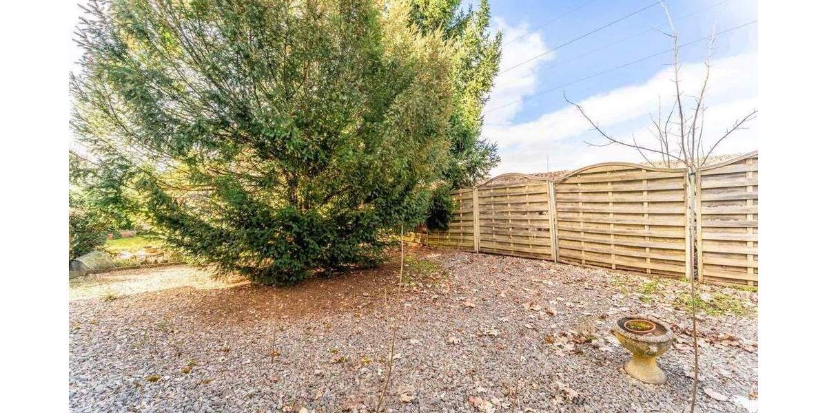 Mehrfamilienhaus, Wohnhaus Villingen-Schwenningen Villingen - 8 Zimmer, 162 m&sup2;, 369.000&euro; | Angebot:25698695