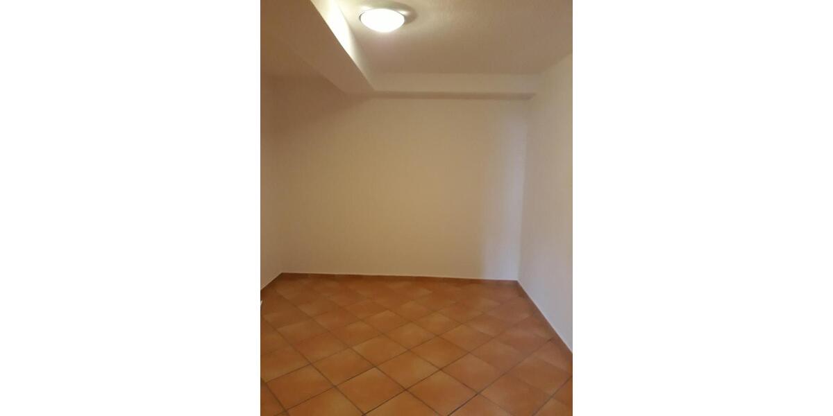 Erdgeschoßwohnung Aldingen - 2 Zimmer, 60 m&sup2;, 650&euro; | Angebot:25146778