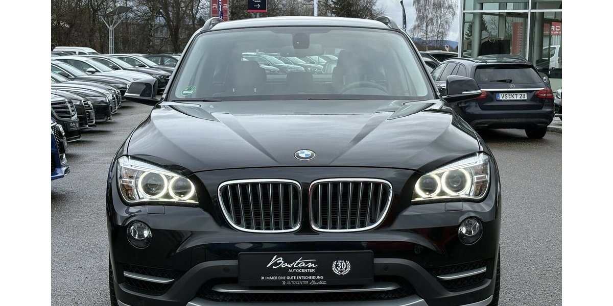 BMW X1 20d xDrive BI-XENON/TEMPOMAT/NAVI/PDC/SHZ/DAB 79.104 km 15.900 &euro; Villingen-Schwenningen 78054