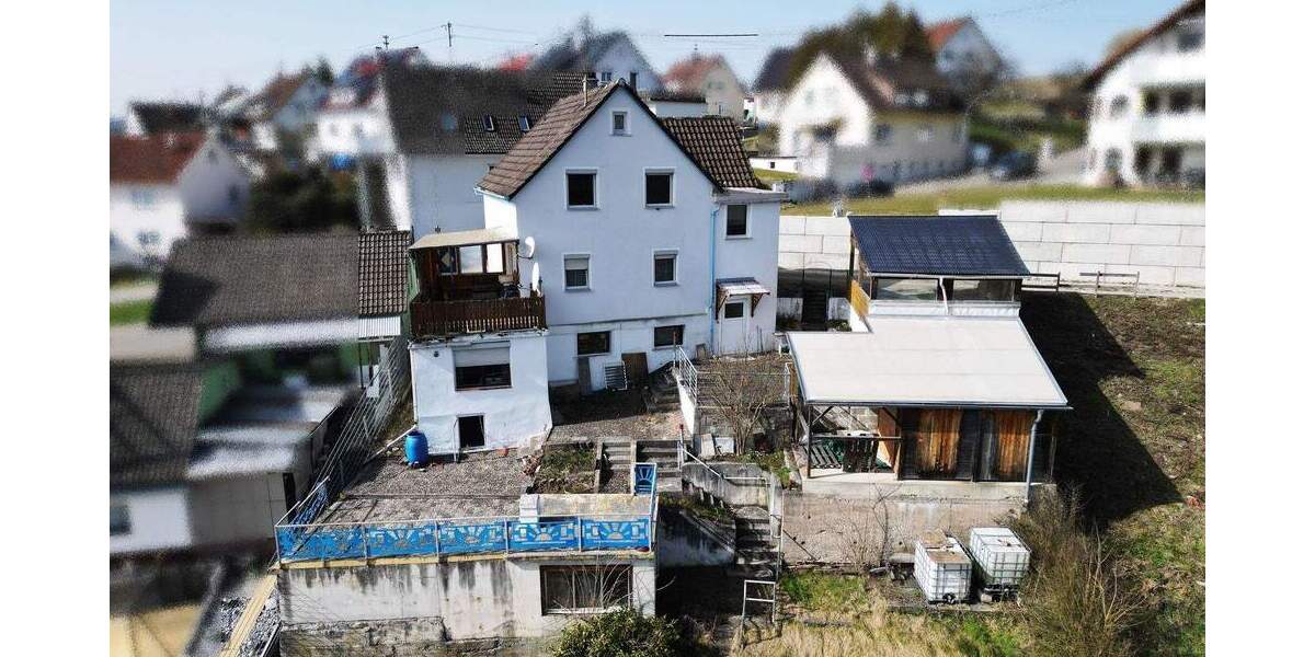 Einfamilienhaus Rottweil Göllsdorf - 6 Zimmer, 100 m&sup2;, 185.000&euro; | Angebot:25662398