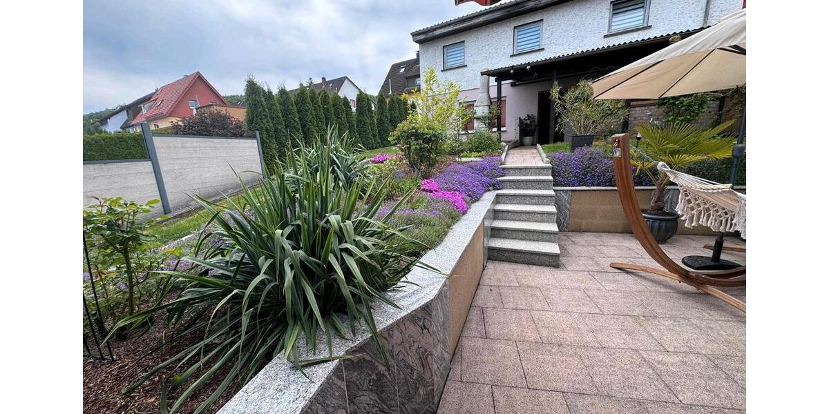 Doppelhaushälfte Blumberg - 5 Zimmer, 165 m&sup2;, 450.000&euro; | Angebot:26517899