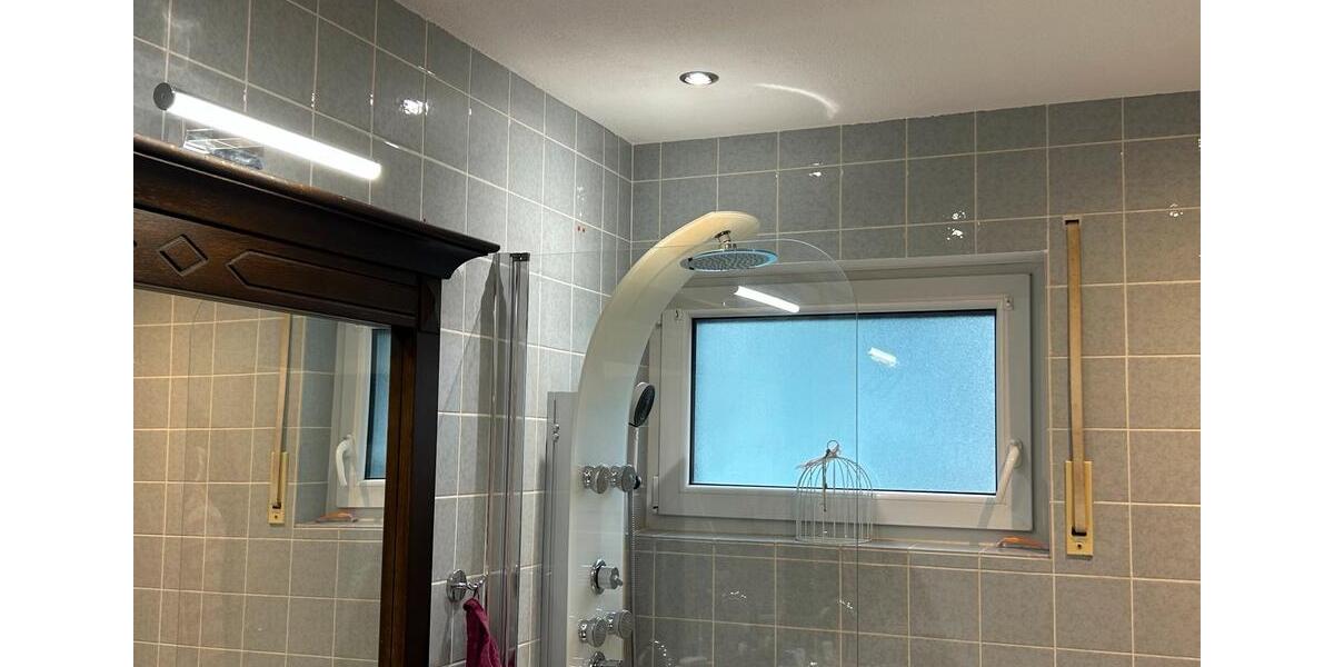 Etagenwohnung Schramberg - 3 Zimmer, 98 m&sup2;, 220.000&euro; | Angebot:20135802