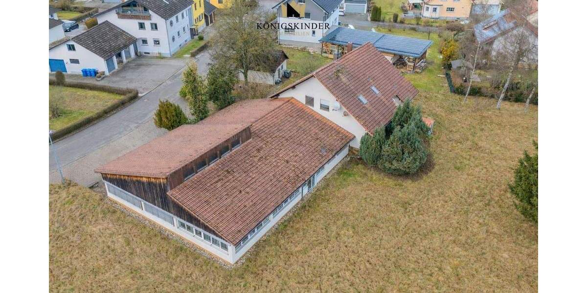 Einfamilienhaus Schramberg Waldmössingen - 7 Zimmer, 196 m&sup2;, 780.000&euro; | Angebot:25772272