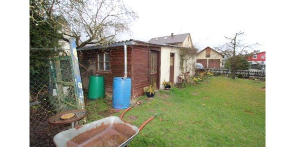 Reihenhaus Dunningen - 6 Zimmer, 122 m&sup2;, 210.000&euro; | Angebot:25391300