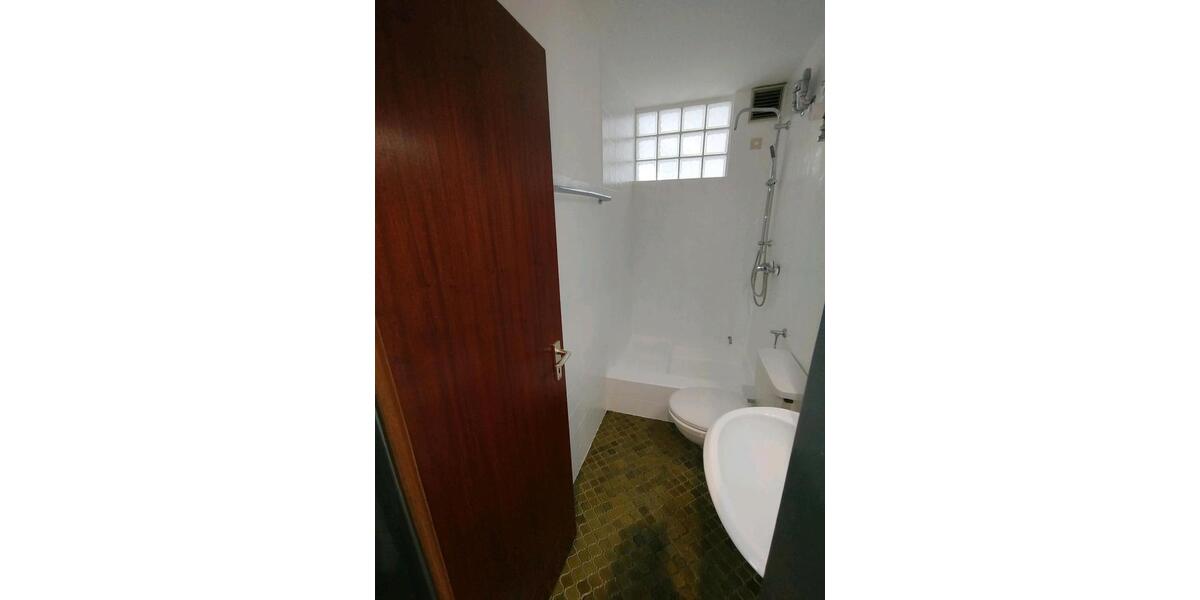 Dachgeschoßwohnung Tuttlingen - 1 Zimmer, 29 m&sup2;, 595&euro; | Angebot:25452053