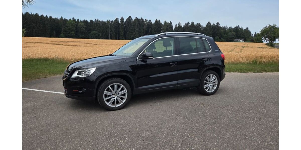 VW Tiguan 180.000 km 8.200 &euro; Villingen-Schwenningen 78056