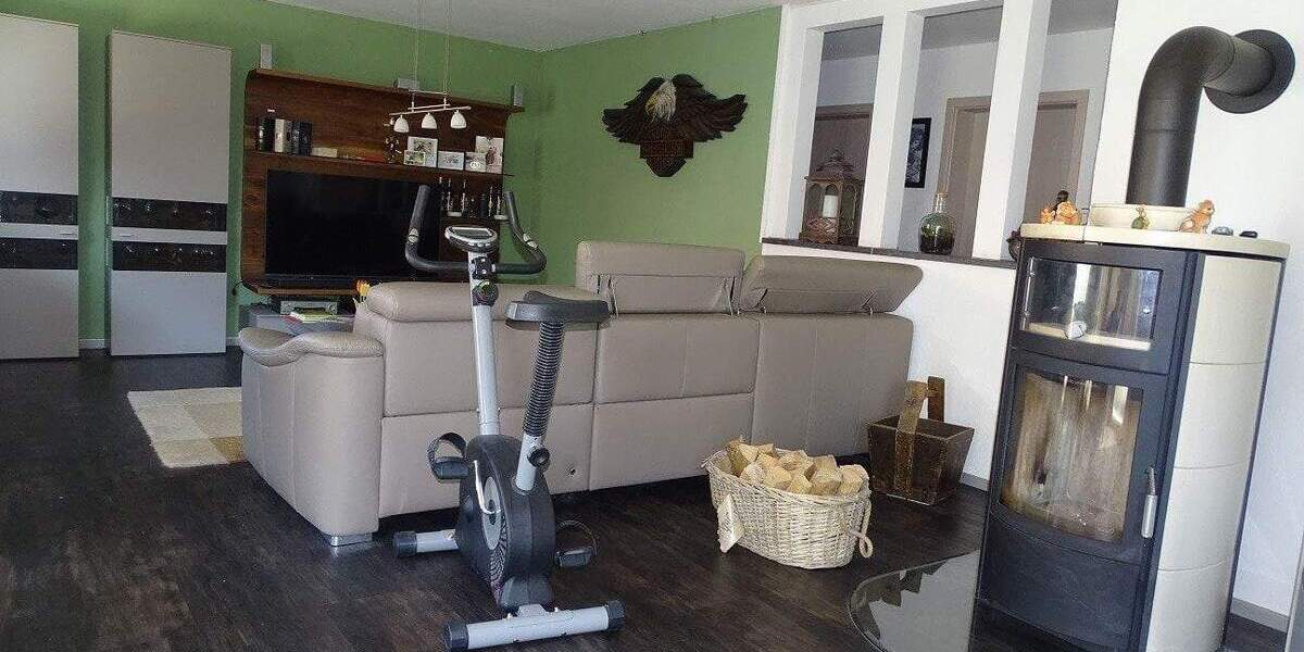 Einfamilienhaus Bad Dürrheim Sunthausen - 8 Zimmer, 229 m&sup2;, 695.000&euro; | Angebot:25671608