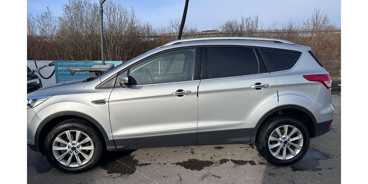 Ford Kuga 85.000 km 12.500 &euro; Villingen-Schwenningen (Mühlhausen) 78056