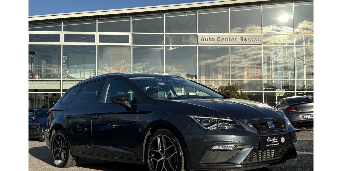 Seat Leon Sports Tourer FR KAMERA/CARPLAY/SHZ/1.HAND 53.232 km 18.900 &euro; Villingen-Schwenningen 78054