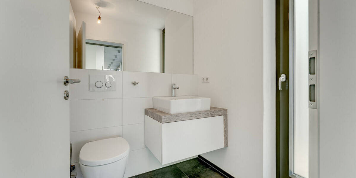 Einfamilienhaus Hüfingen - 8 Zimmer, 222 m&sup2;, 925.000&euro; | Angebot:26277783