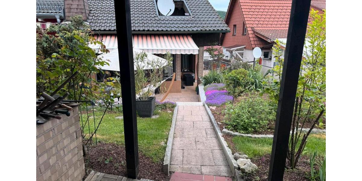 Doppelhaushälfte Blumberg - 5 Zimmer, 165 m&sup2;, 450.000&euro; | Angebot:26517899