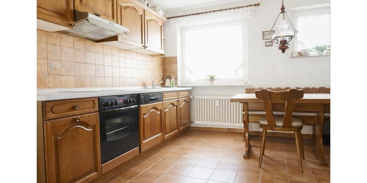 Etagenwohnung Villingen-Schwenningen Schwenningen - 3 Zimmer, 80 m&sup2;, 380&euro; | Angebot:25978995