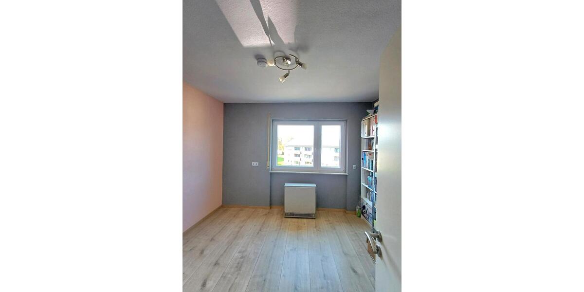 Etagenwohnung Oberndorf am Neckar - 4.5 Zimmer, 111 m&sup2;, 295.000&euro; | Angebot:23845909