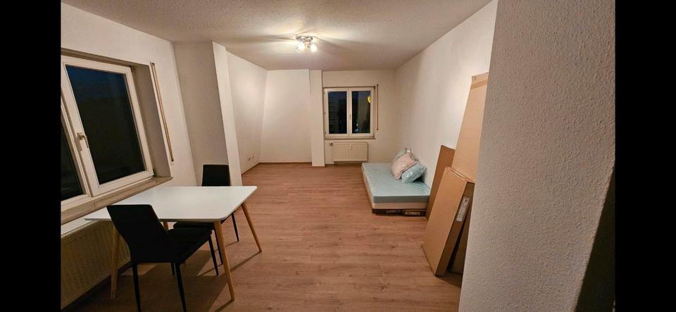 Etagenwohnung Villingen-Schwenningen Schwenningen - 1 Zimmer, 30 m&sup2;, 450&euro; | Angebot:26548971
