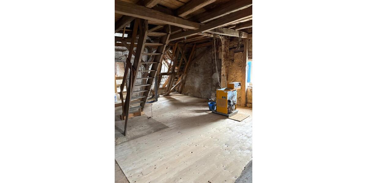 Bauernhaus, Landhaus Oberndorf am Neckar - 8 Zimmer, 160 m&sup2;, 299.000&euro; | Angebot:25948777