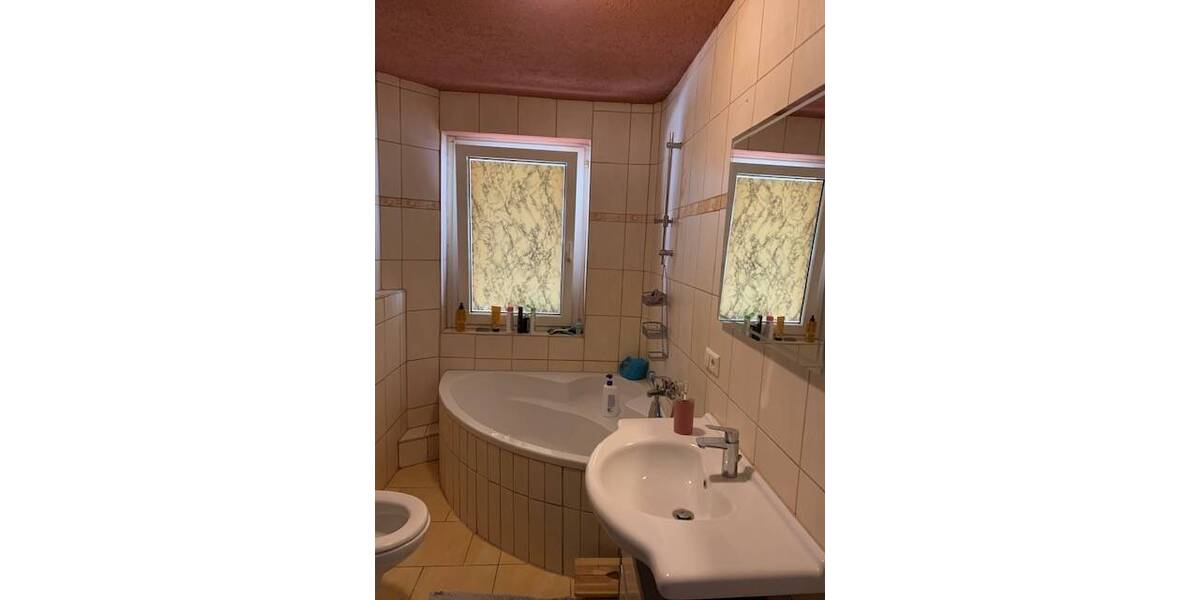 Mehrfamilienhaus, Wohnhaus Oberndorf am Neckar / Bochingen Bochingen - 8 Zimmer, 166 m&sup2;, 397.500&euro; | Angebot:25691289