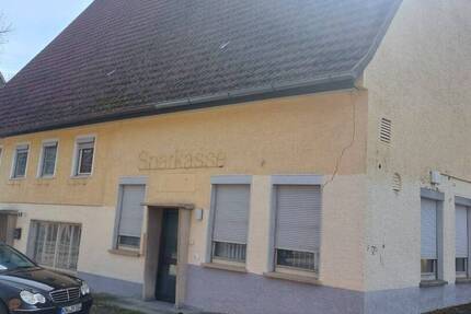 Haus Schömberg Schörzingen - 9 Zimmer, 430 m&sup2;, 419.000&euro; | Angebot:25727777